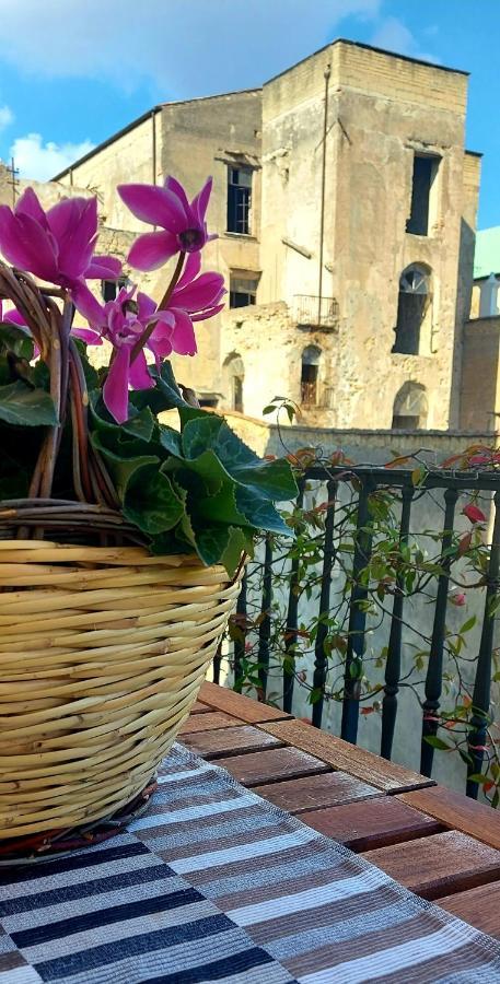 Il Balcone Di Carmine Apartment Naples Luaran gambar